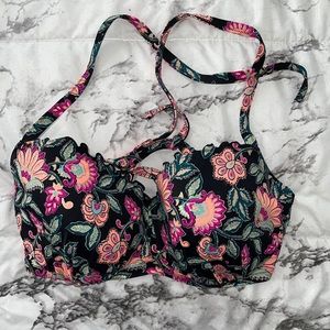 Women’s wired bikini top